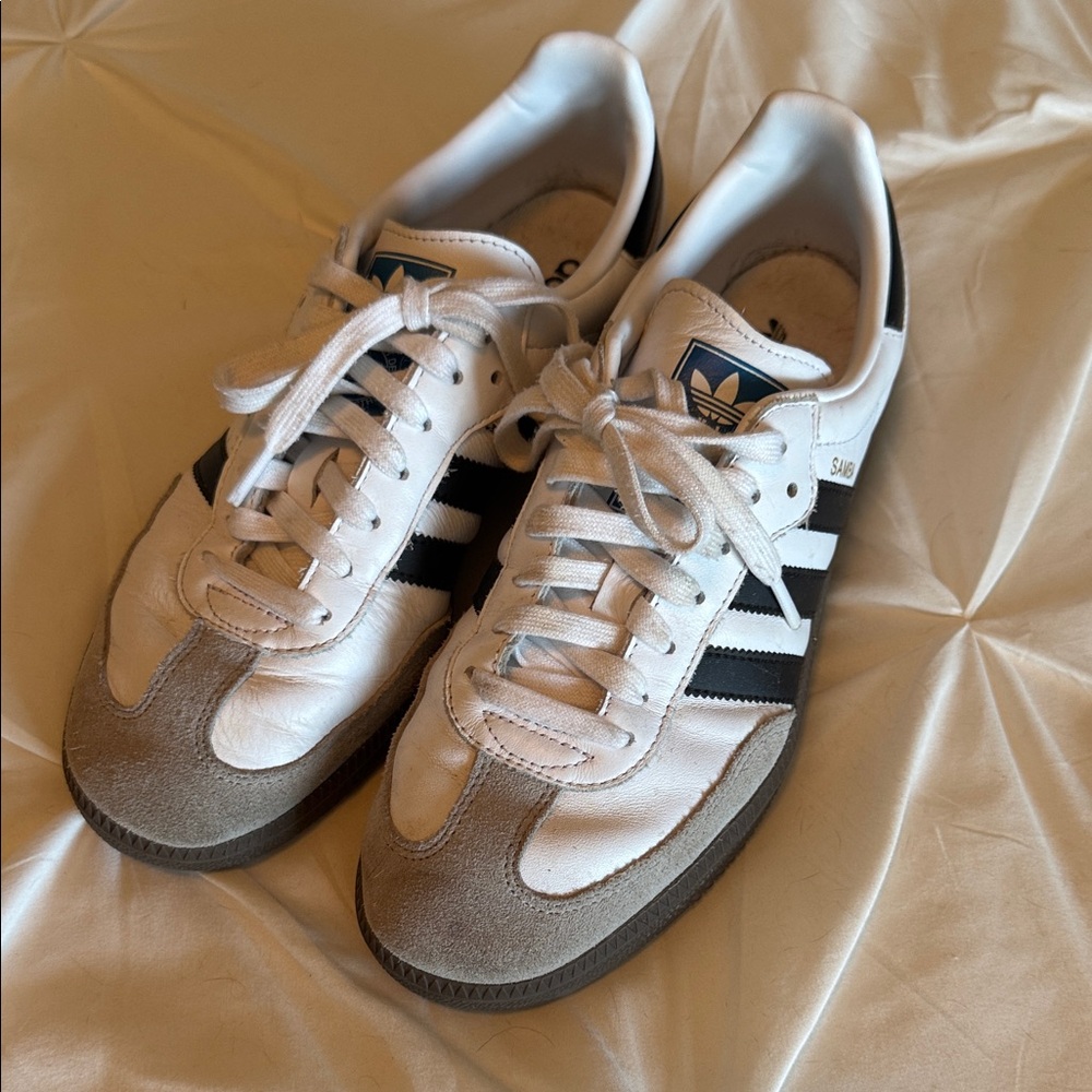 Adidas Men's Samba White and Black Sneakers